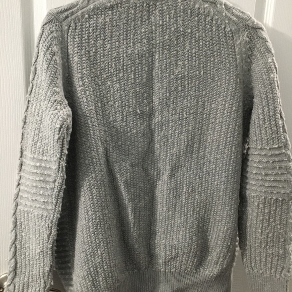 Gap Gray Cardigan - Picture 5 of 5